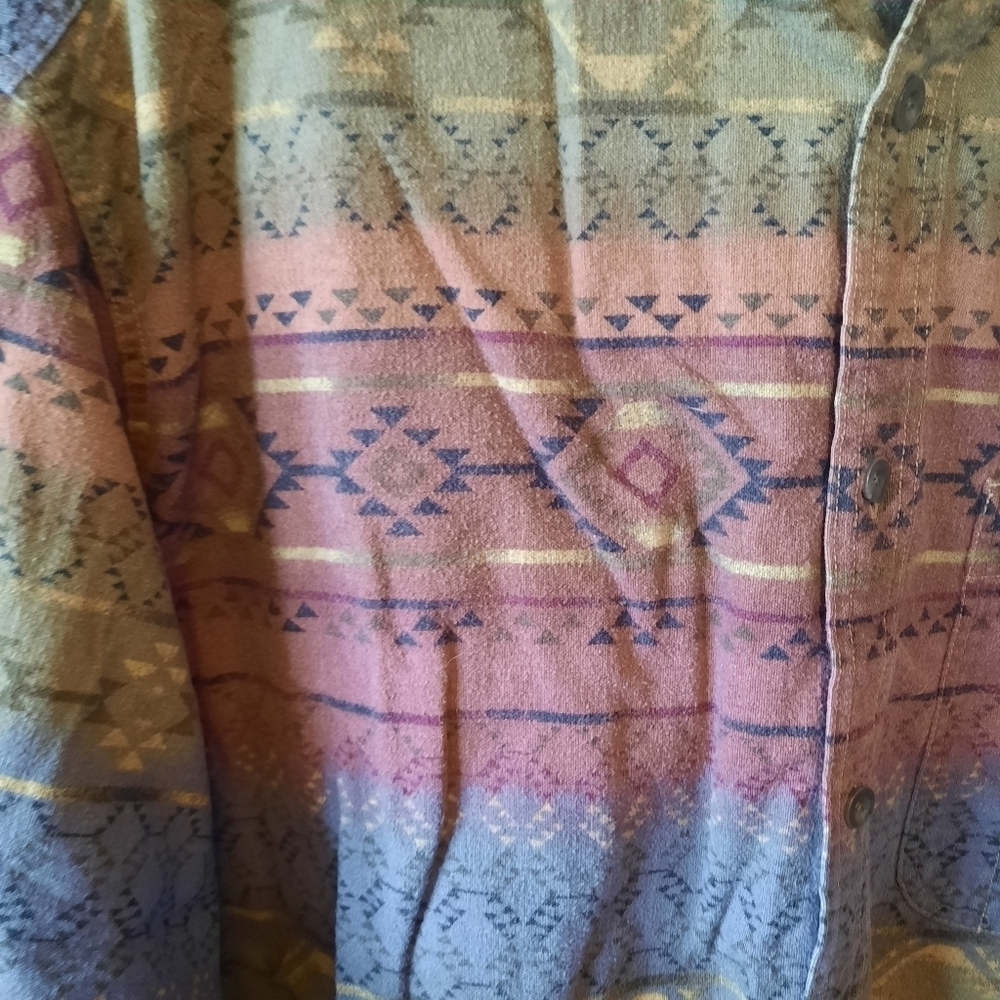 Cabela's Deerskin Soft Chamois flannel aztec button down flannel shirt size XL - Picture 6 of 12